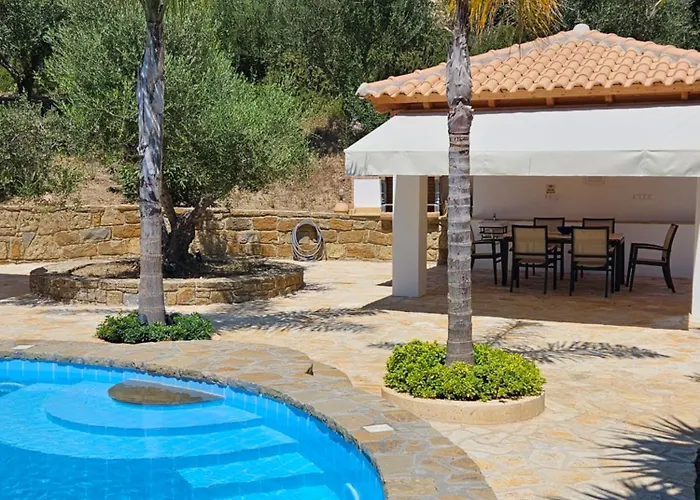 Vrisoules Poolvilla Methoni (Messenia)