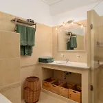 Vrisoules Poolvilla *