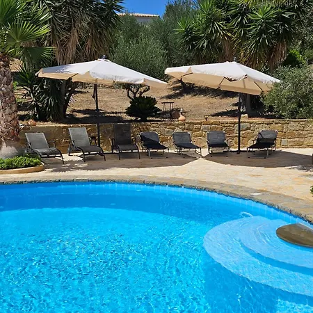 Vrisoules Poolvilla