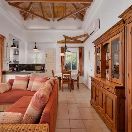 Vrisoules Poolvilla