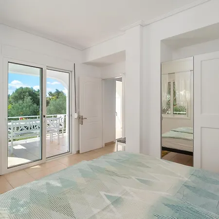 Vrisoules Poolvilla * Methone