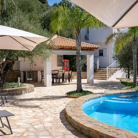 Vrisoules Poolvilla